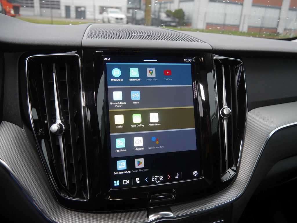 Volvo XC60 2025