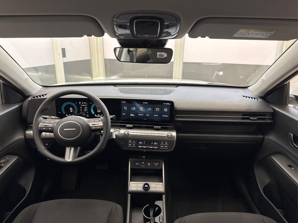 Hyundai KONA 2025
