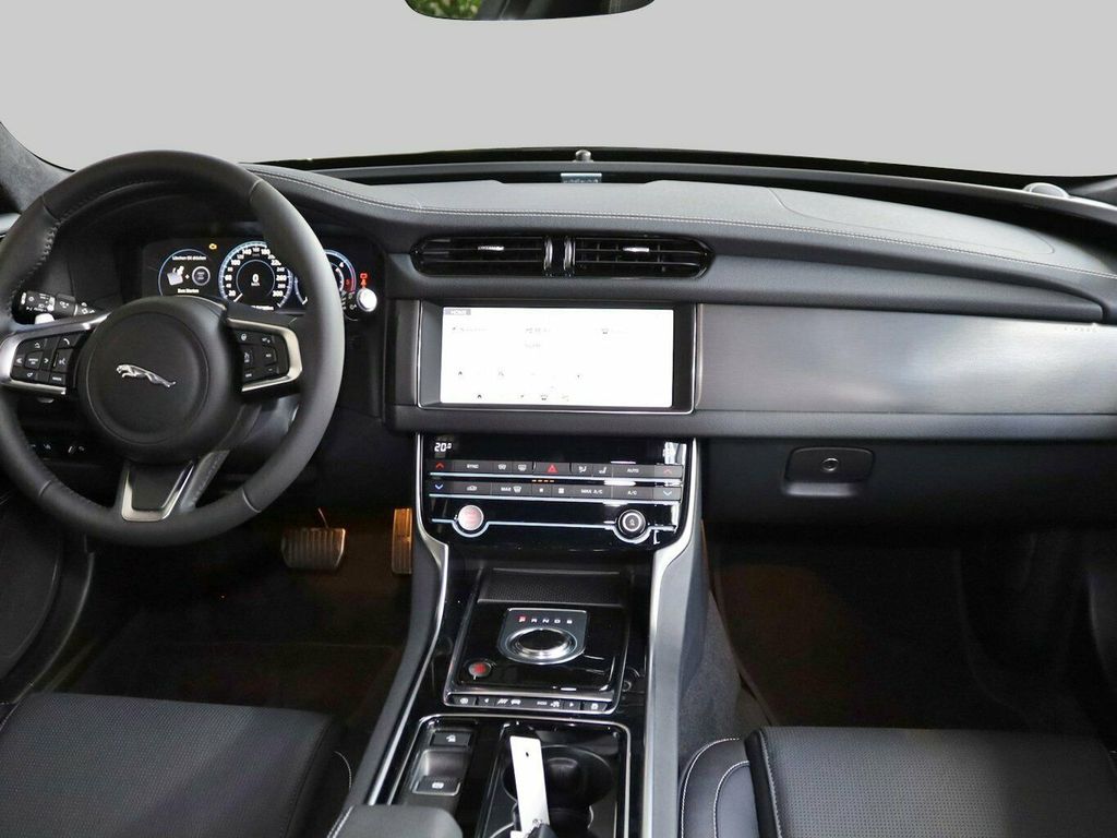 Jaguar XF 2019