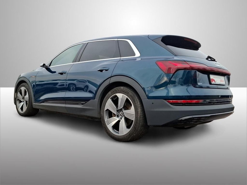 Audi e-tron 2021