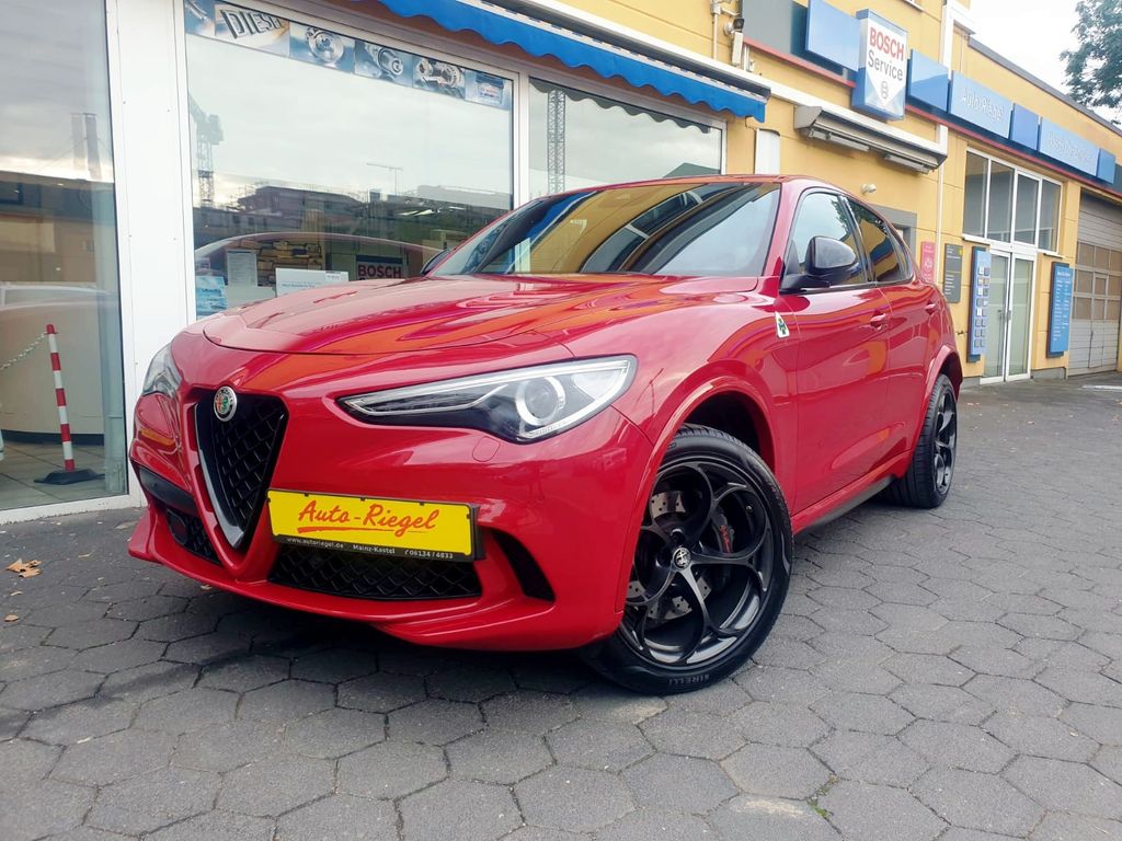 Alfa Romeo Stelvio 2023