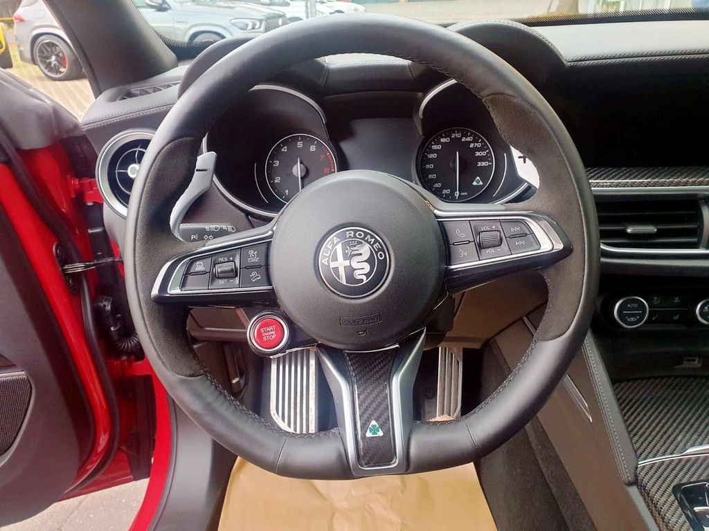 Alfa Romeo Stelvio 2023