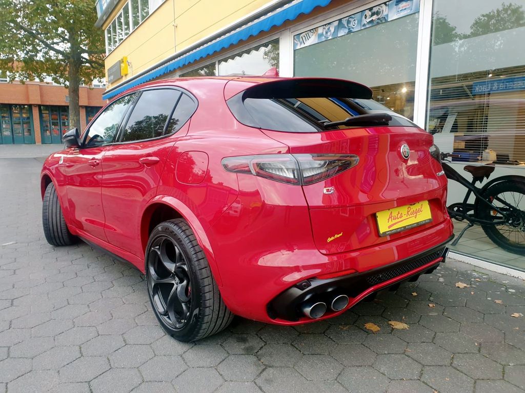 Alfa Romeo Stelvio 2023