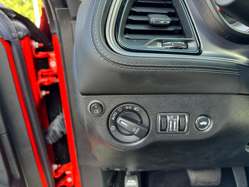 Dodge Challenger 2023