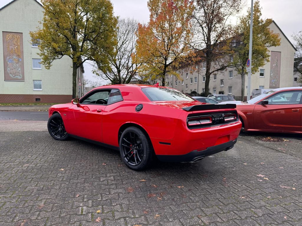Dodge Challenger 2023