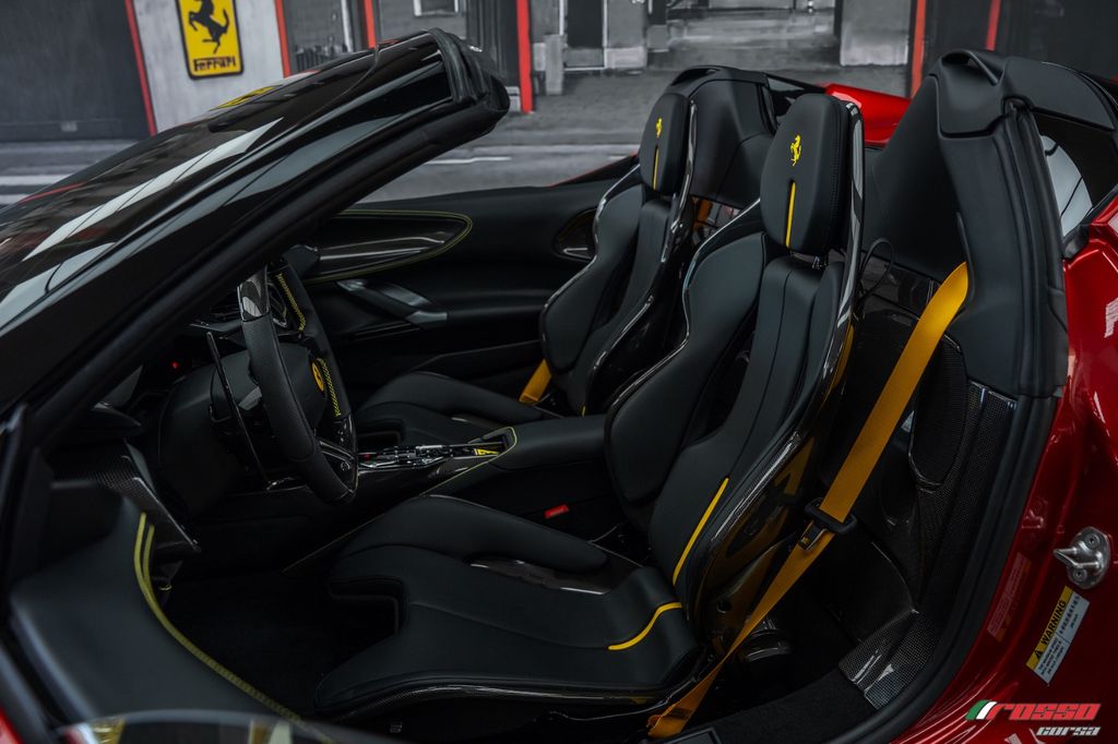 Ferrari SF90 2024