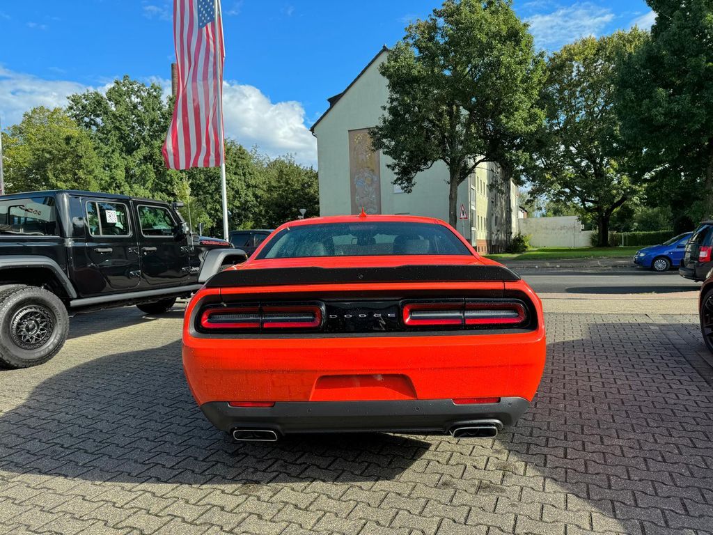 Dodge Challenger 2023