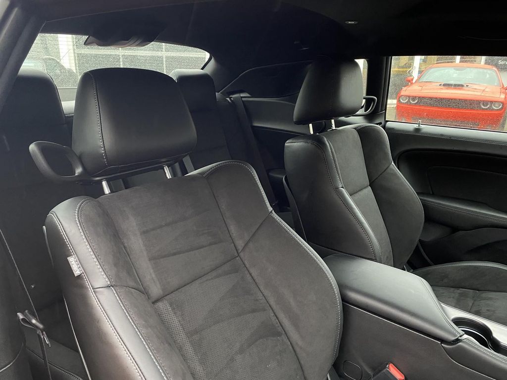 Dodge Challenger 2023