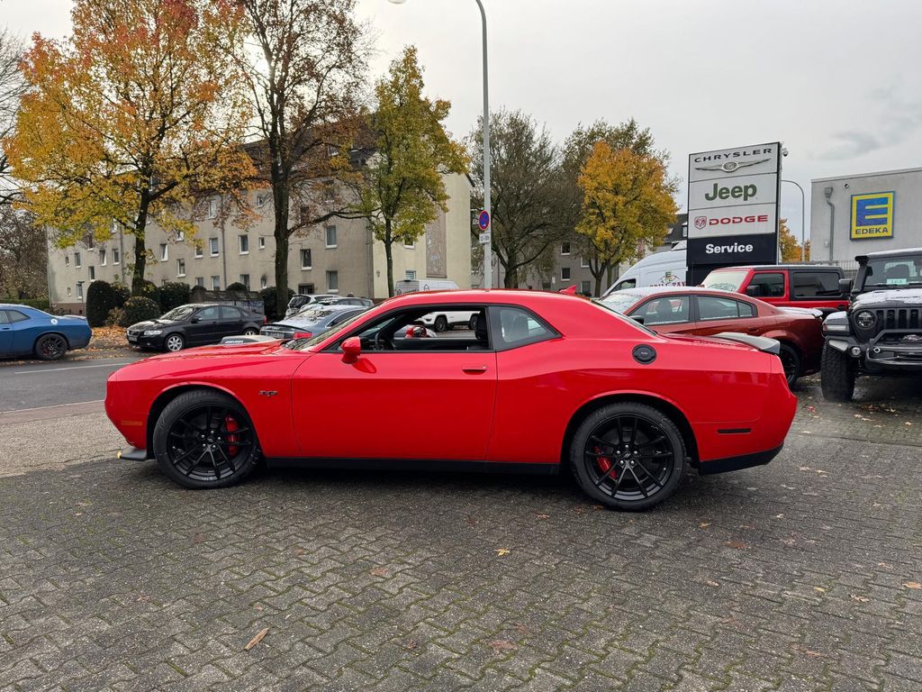 Dodge Challenger 2023