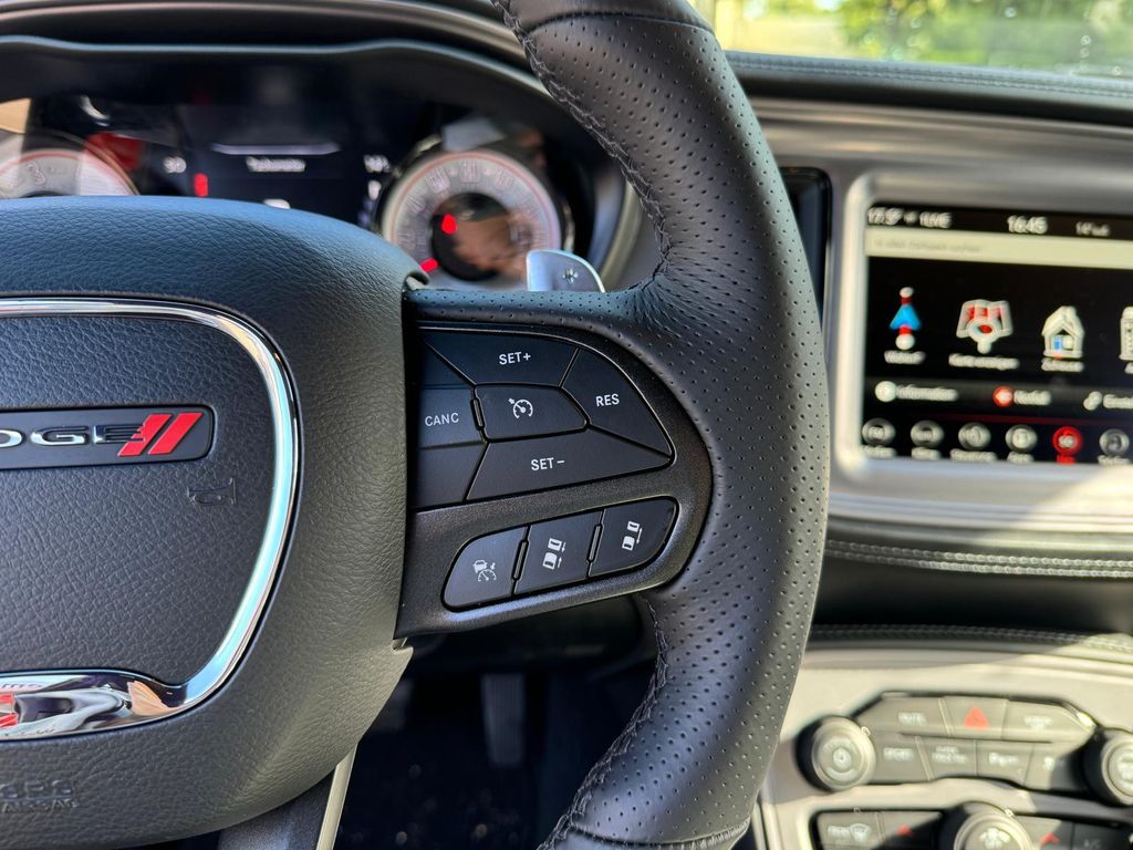 Dodge Challenger 2023