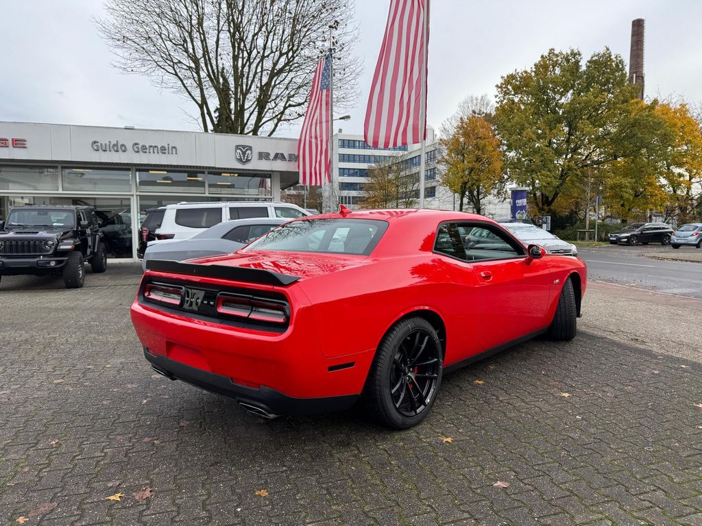 Dodge Challenger 2023