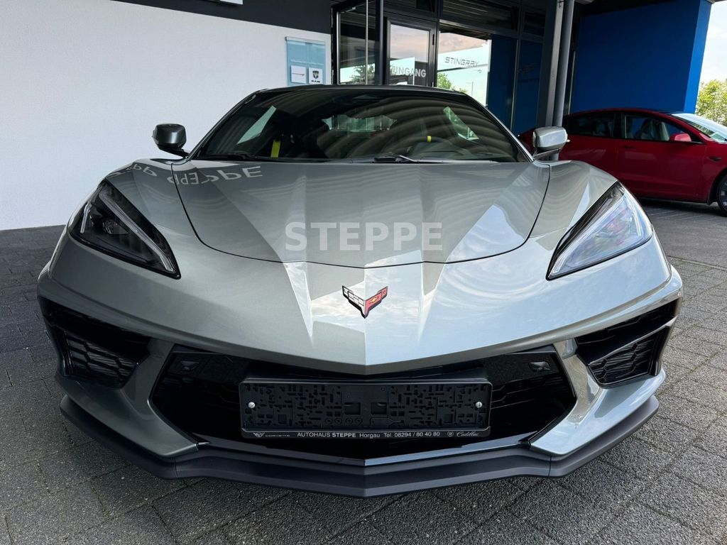 Corvette C8 2025