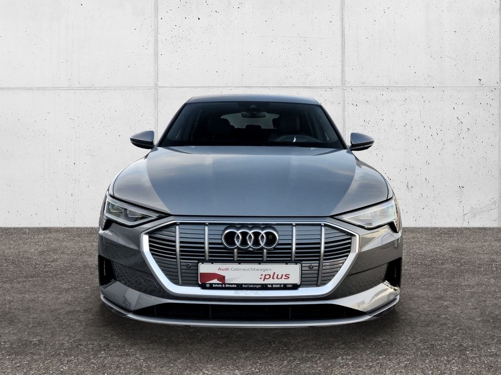 Audi e-tron 2022