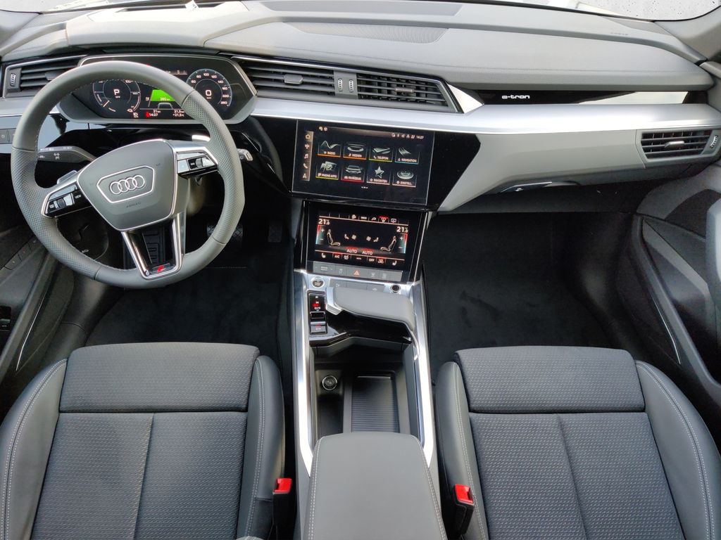 Audi e-tron 2022