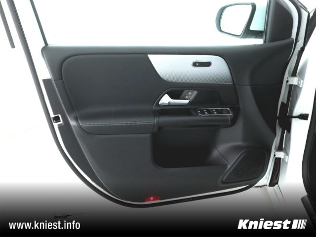 Mercedes-Benz B 220 2021