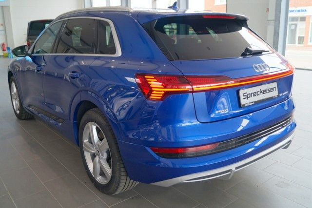 Audi e-tron 2021