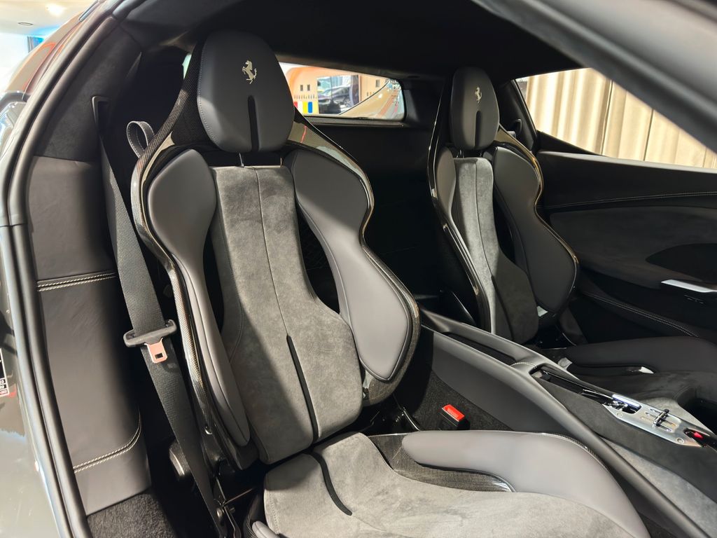 Ferrari 296 GTB 2023