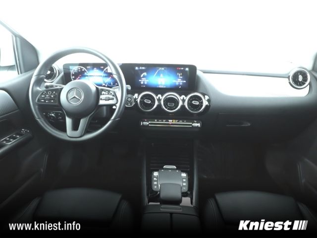 Mercedes-Benz B 220 2021