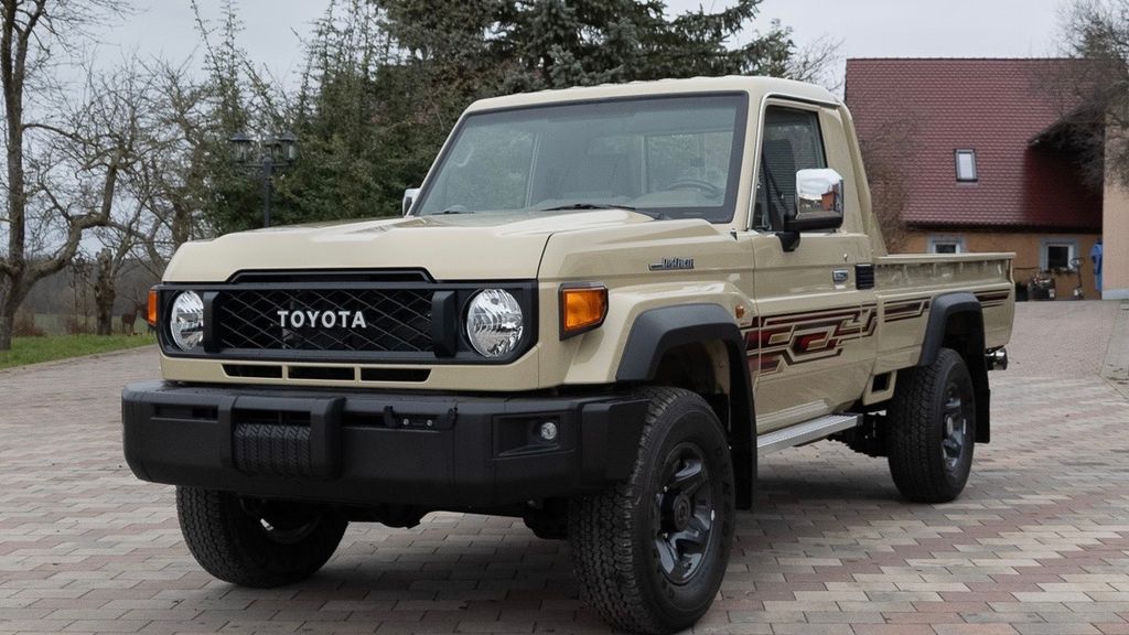 Toyota Land Cruiser