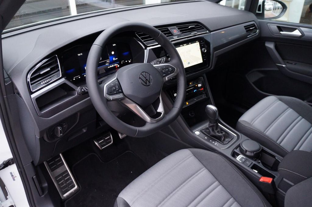 Volkswagen Touran 2024