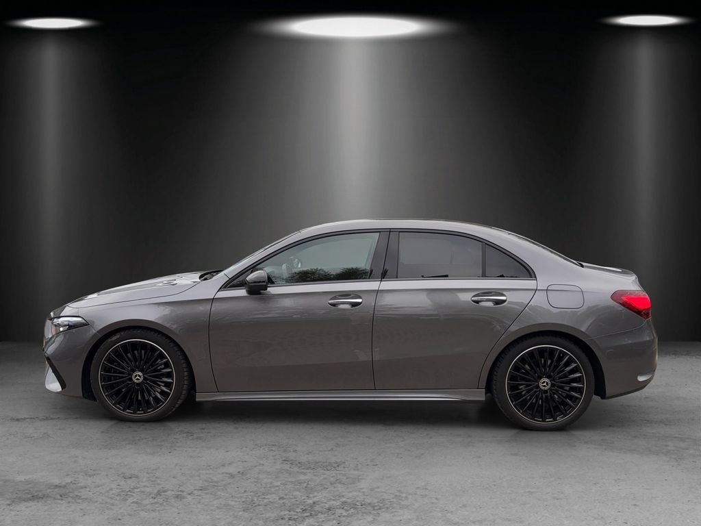 Mercedes-Benz A 220 2024