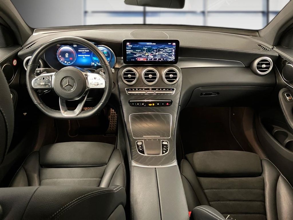 Mercedes-Benz GLC 300 2021