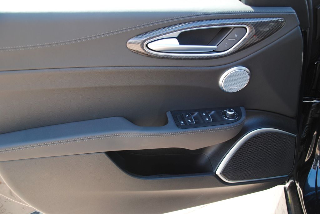 Alfa Romeo Giulia 2023