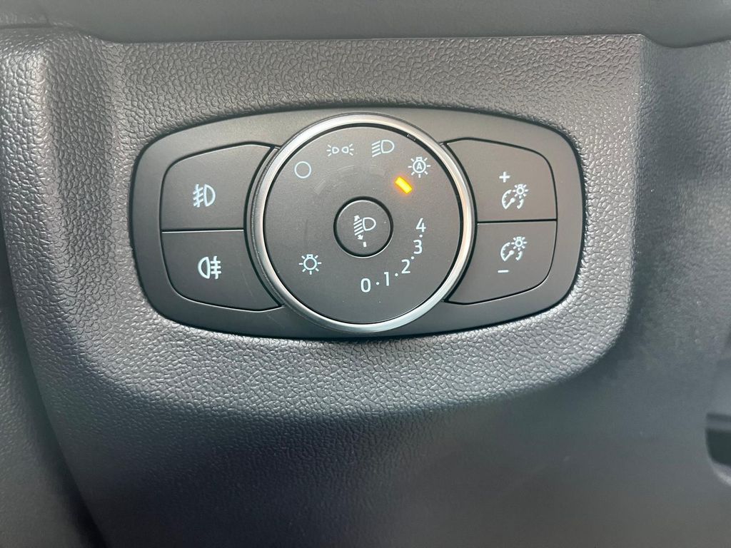 Ford Transit Courier 2025