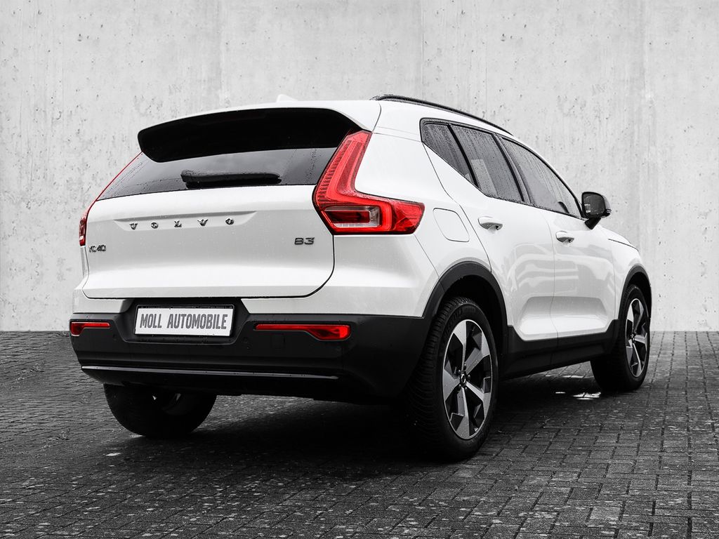 Volvo XC40 2023