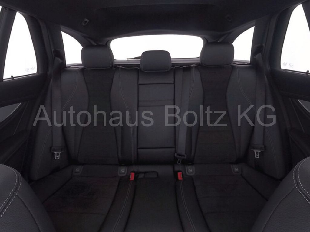 Mercedes-Benz E 300 2022