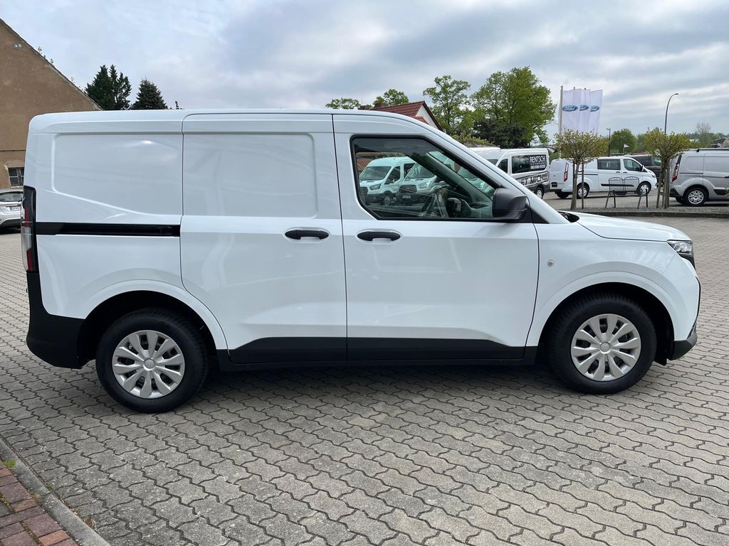 Ford Transit Courier 2025