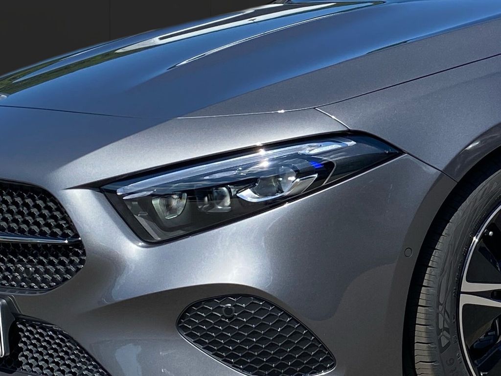 Mercedes-Benz A 200 2025