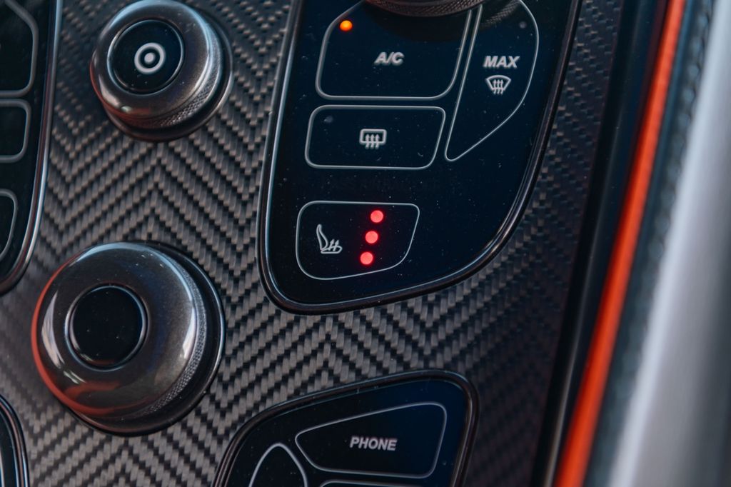 Aston Martin Vanquish 2019