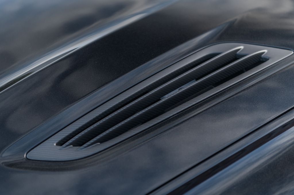 Aston Martin Vanquish 2019