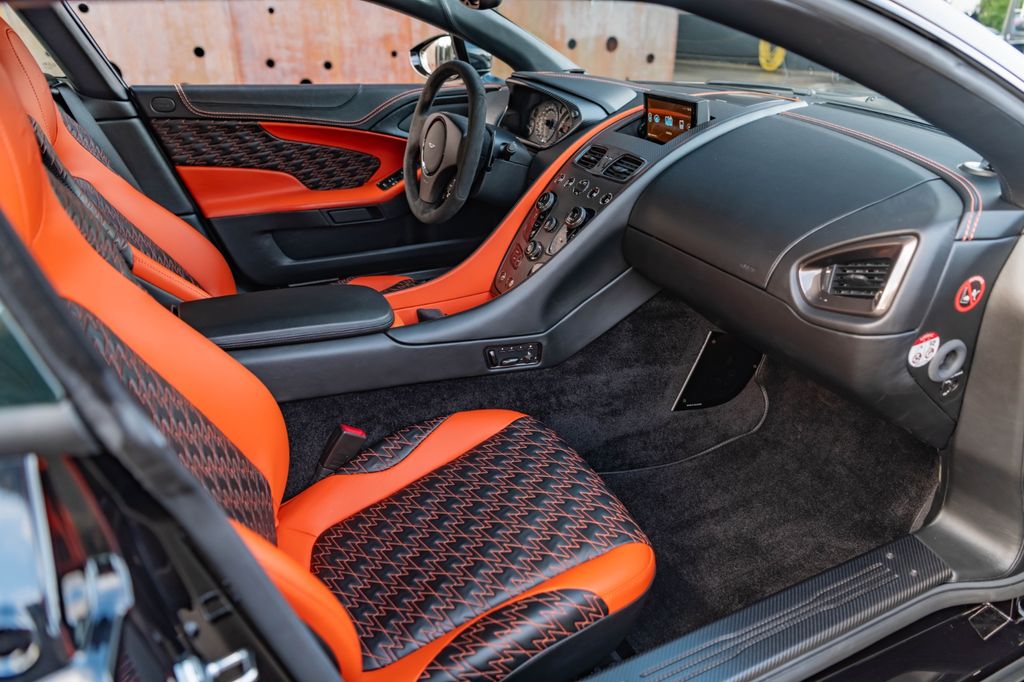 Aston Martin Vanquish 2019