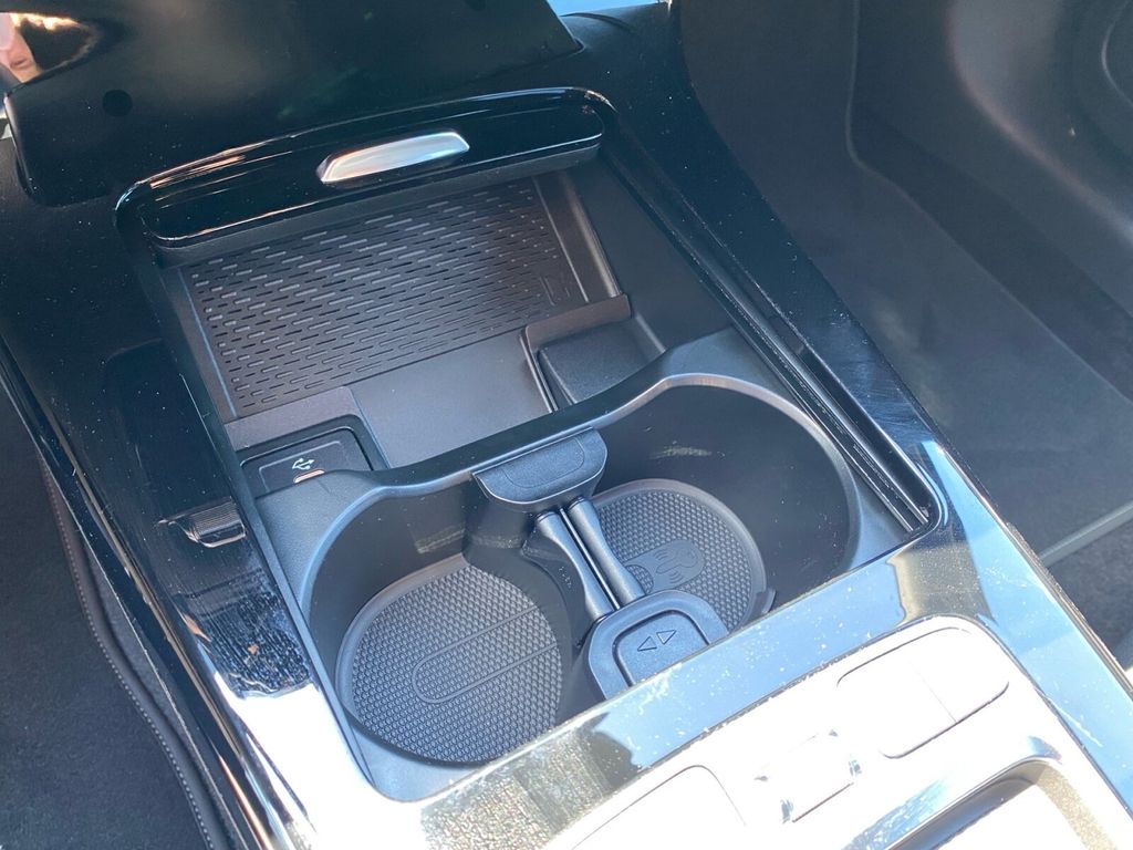 Mercedes-Benz A 200 2025