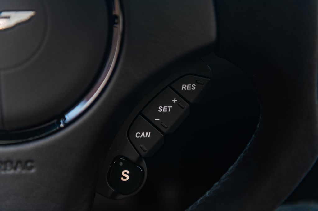 Aston Martin Vanquish 2019