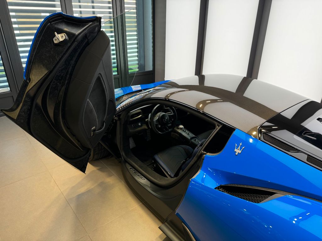 Maserati MC20 2023