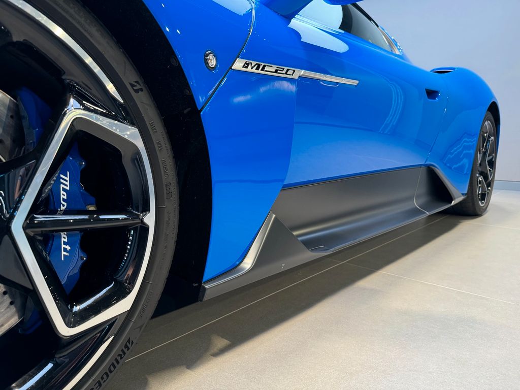 Maserati MC20 2023