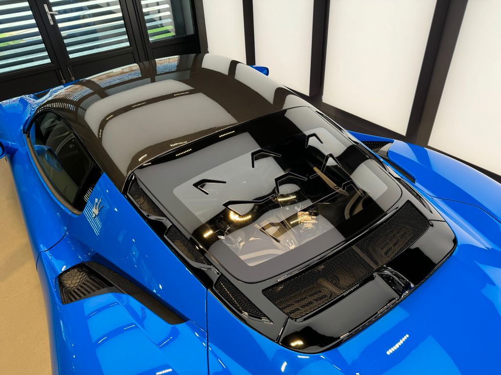 Maserati MC20 2023
