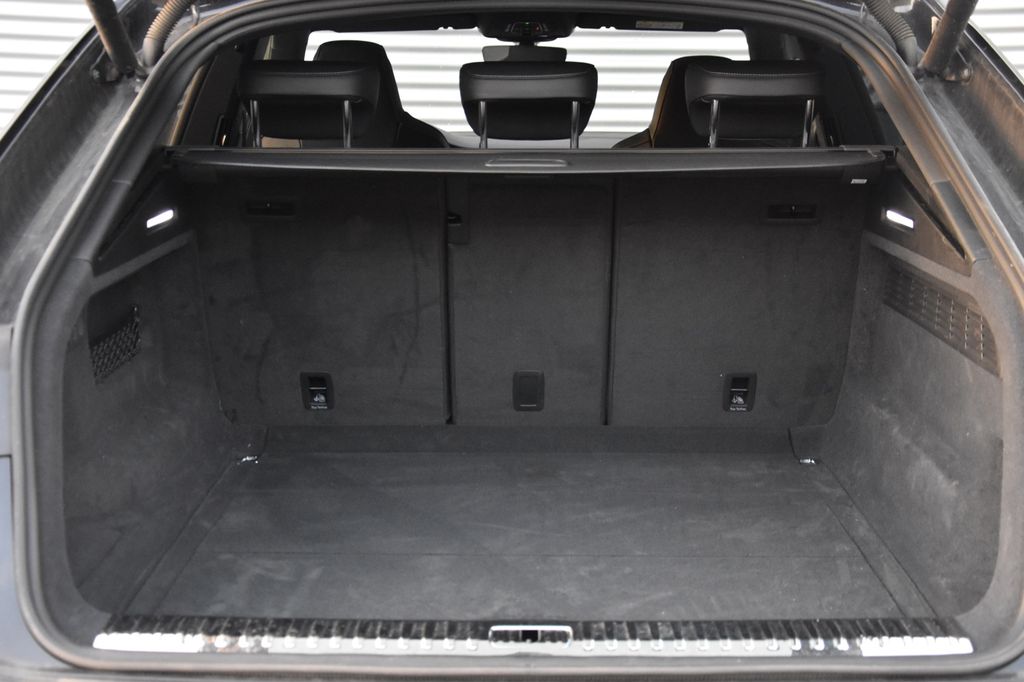 Audi SQ8 2020
