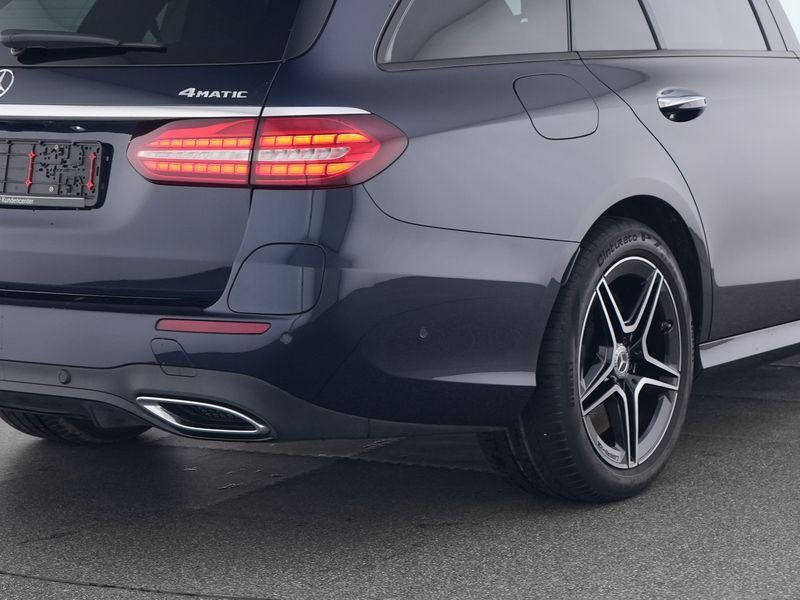 Mercedes-Benz E 300 2023