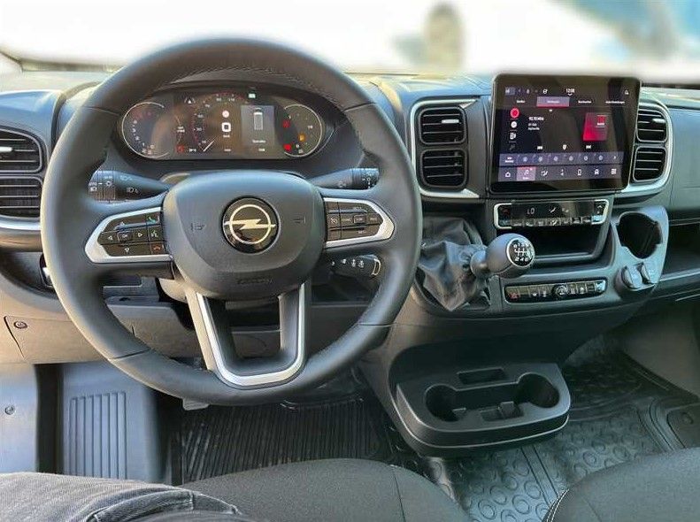 Opel 2024