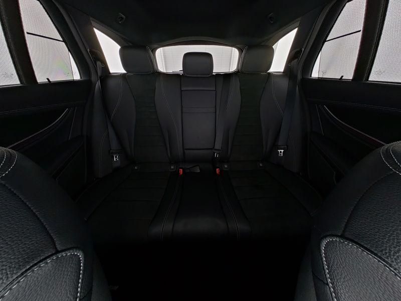 Mercedes-Benz E 300 2023