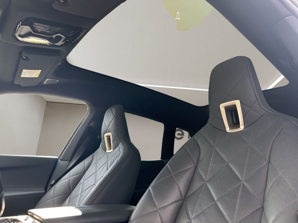 BMW iX 2023