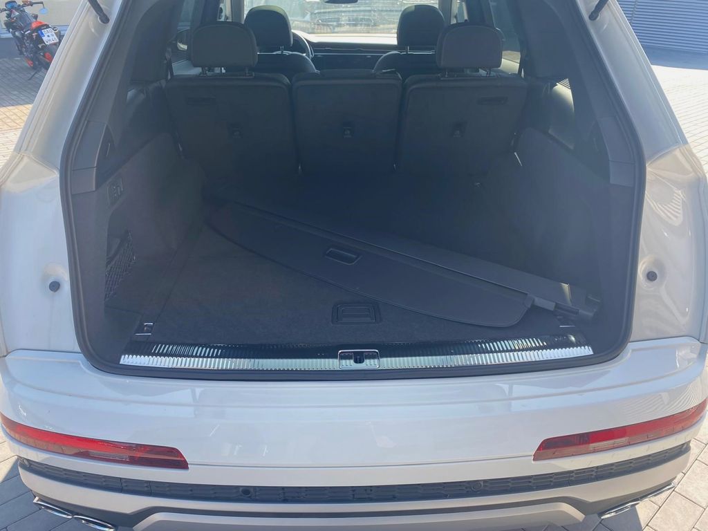 Audi SQ7 2022