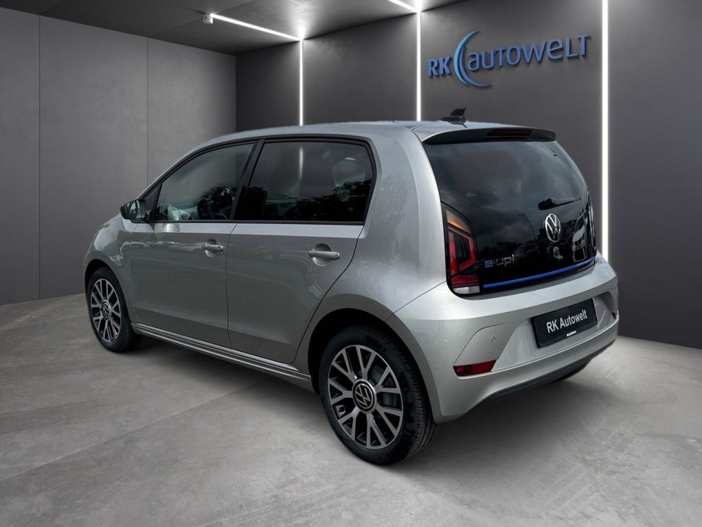 Volkswagen up! 2025