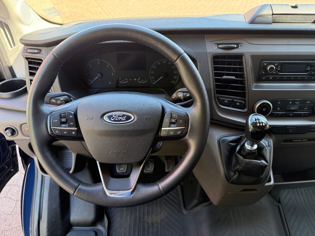 Ford Transit 2023