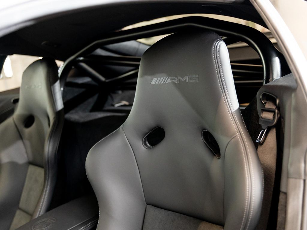 Mercedes-Benz AMG GT R 2020