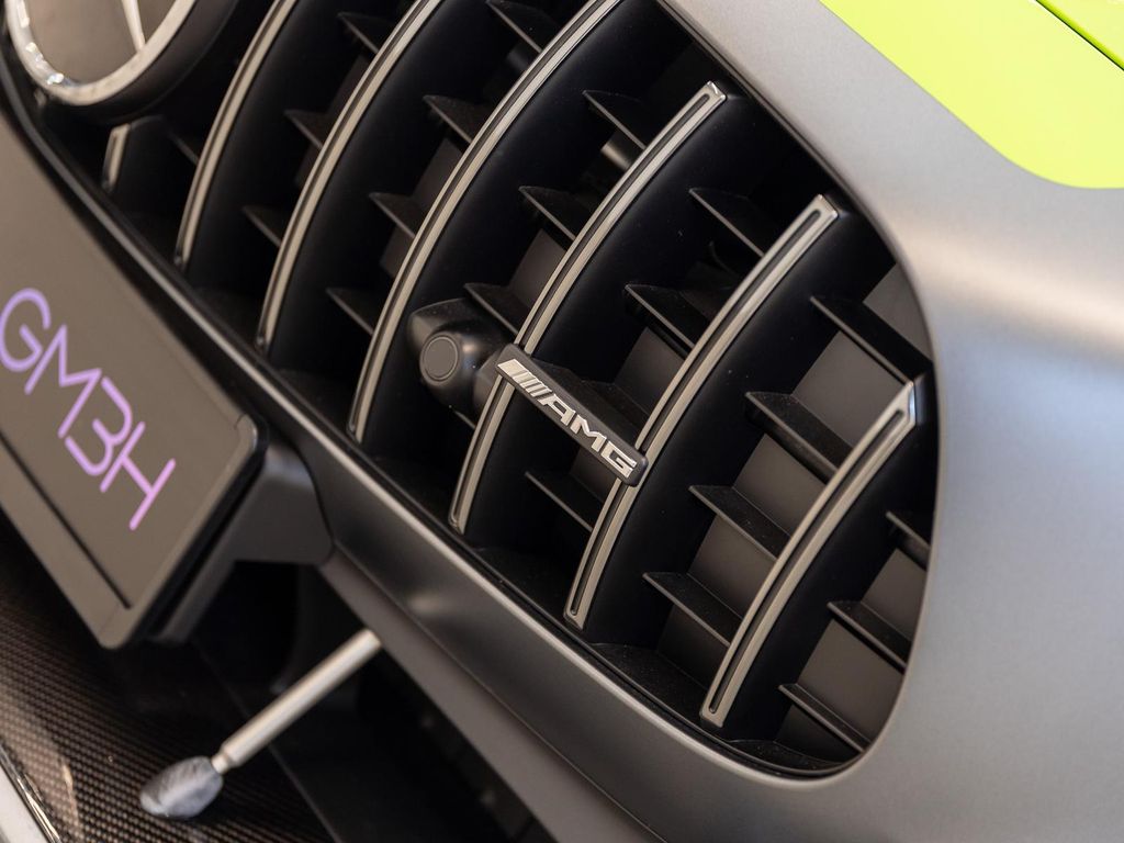 Mercedes-Benz AMG GT R 2020